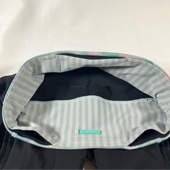 Lululemon Inspire Tight II (Mesh) Black / Blushed Illusion Multi / Menthol sz 4 - Picture 10 of 13